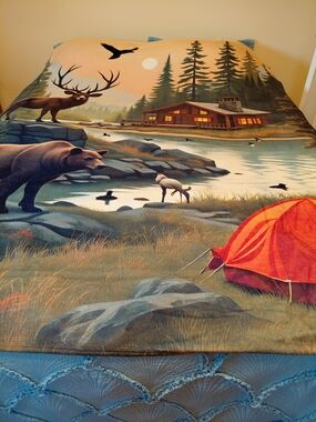 Wildlife Cabin Scenic Microfiber Bedding Throw in Orange and Blue